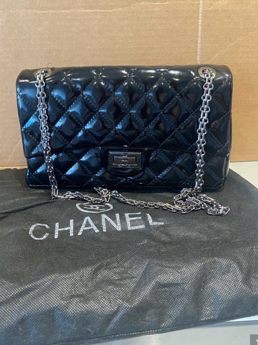 Fashion Pattern bag with gun metal chain comes with dust bag